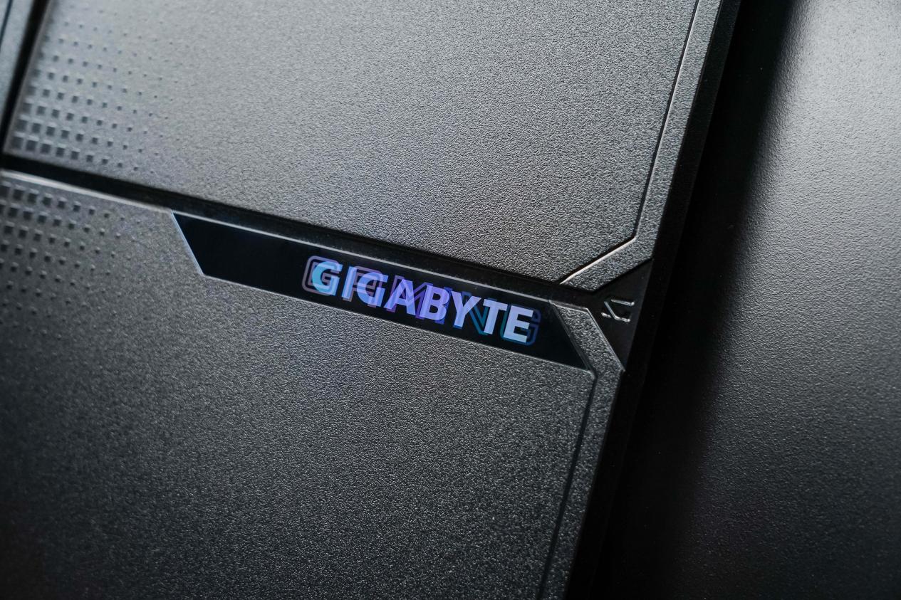 ����MO27Q28GR��ʾ�����⣺���Ĵ�WOLEDȫ�澺�� �ೡ���û���ѡ