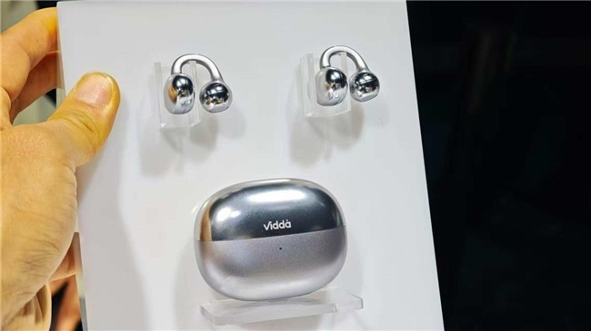 从CES荣誉奖到IFA最佳设计,Vidda C5无界诠释国产投影新高度