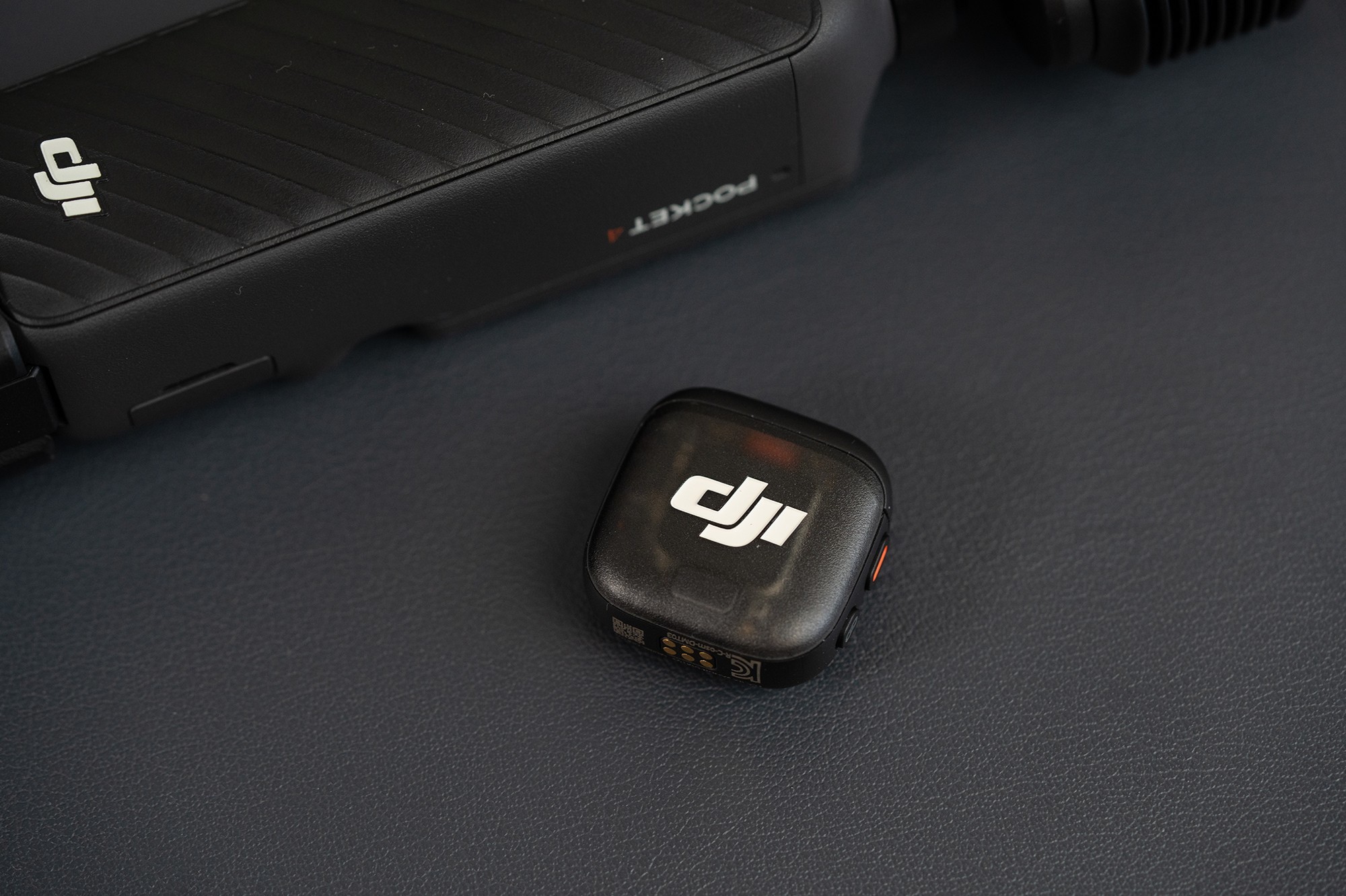 DJI Osmo Pocket 4���⣺ȫ��1Ӣ�紫�����������������Ŀڴ���̨���