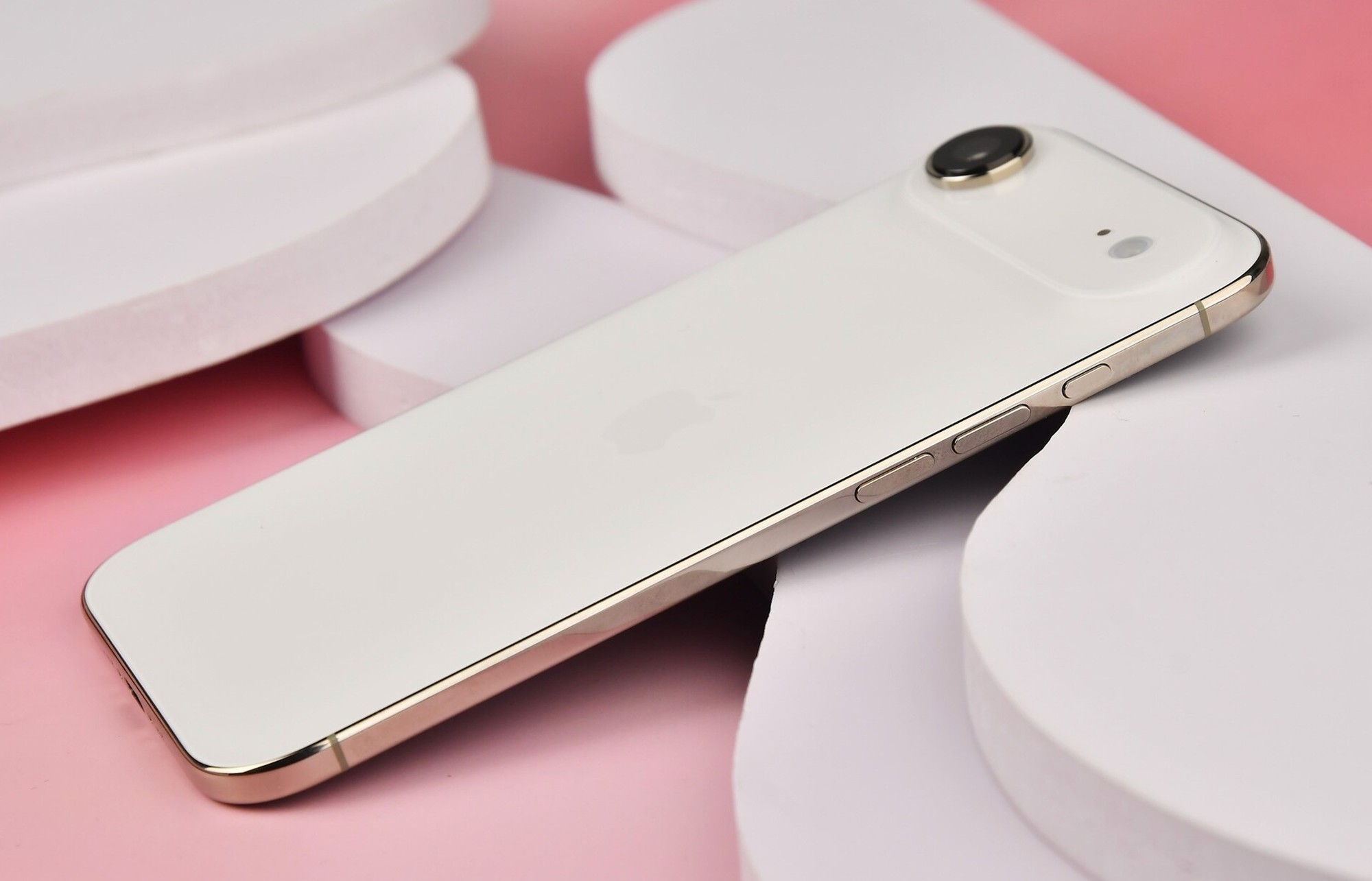 或是明年唯一超轻薄旗舰，iPhone Air 2值不值得等？