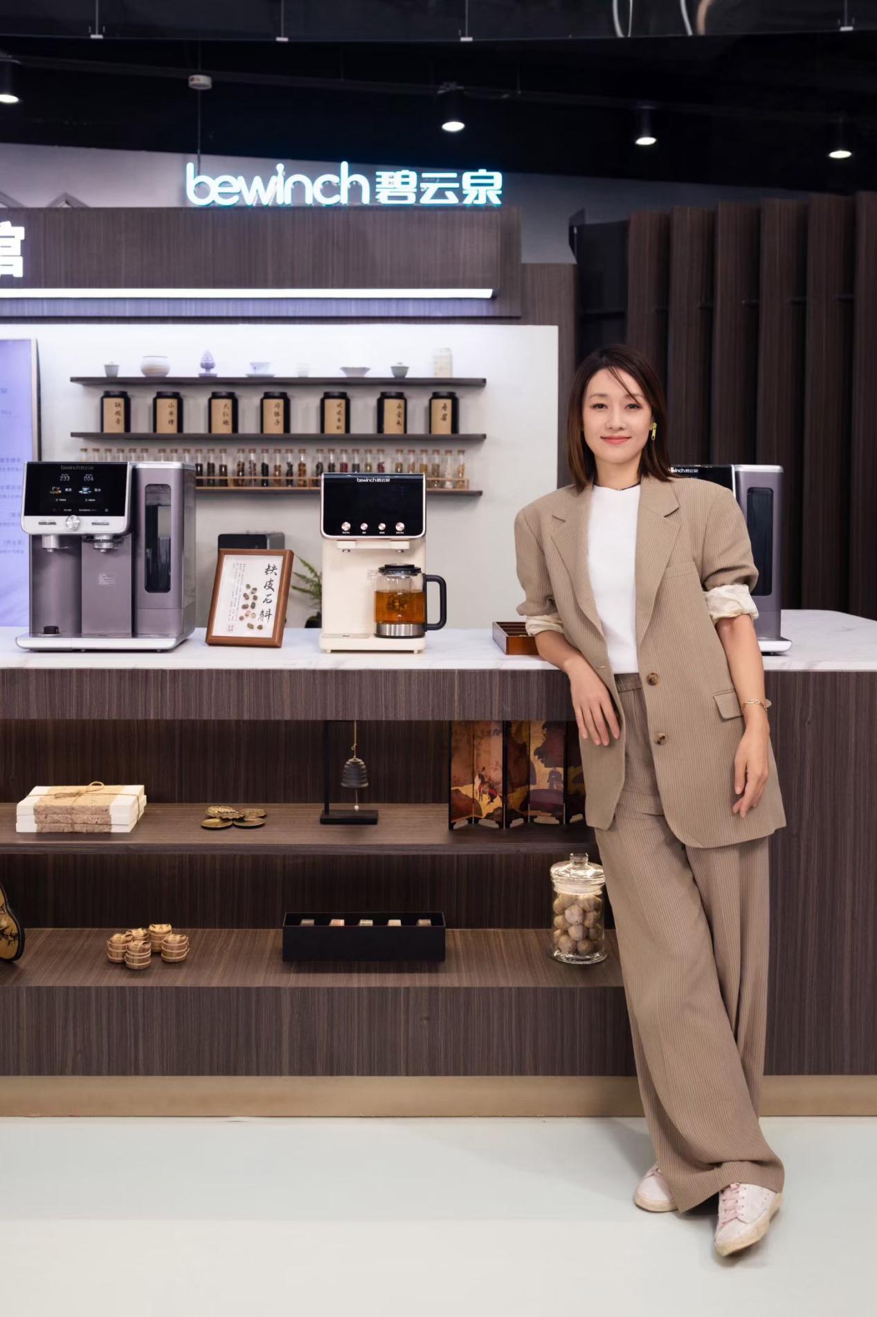 ���ˡ�����ȪƷ���ᣬЯ�������P���������ҡ����ġ���ƪ��