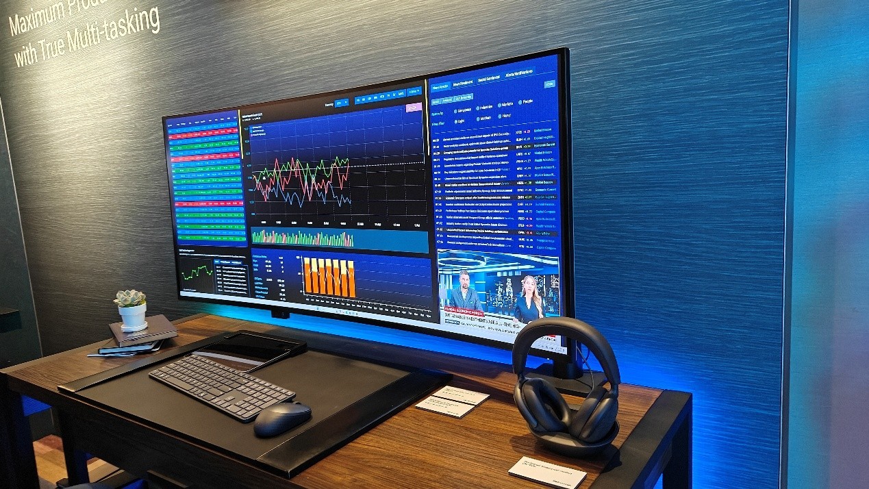 ê���û�����CES 2026�����Ƽ�ȫ�߻��²�Ʒ�����˶���ʱ�������г�