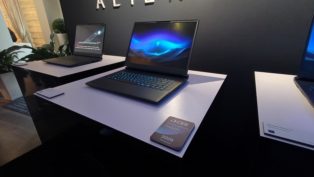 ê���û�����CES 2026�����Ƽ�ȫ�߻��²�Ʒ�����˶���ʱ�������г�