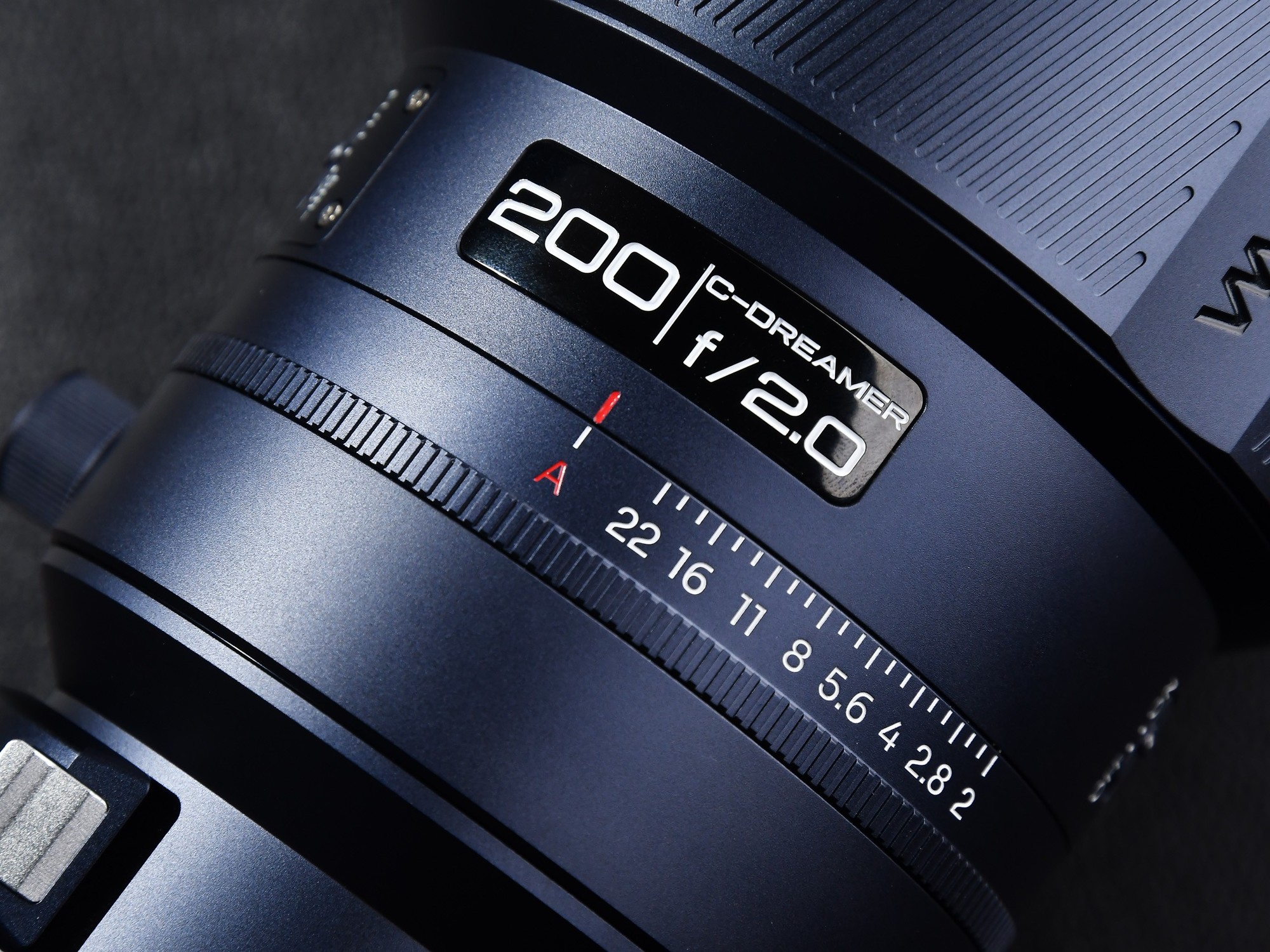 �����׿���Ȧ�����Զ��Խ���ͷ ����AF FF 200mm F2.0 C-Dreamer��ͷ����