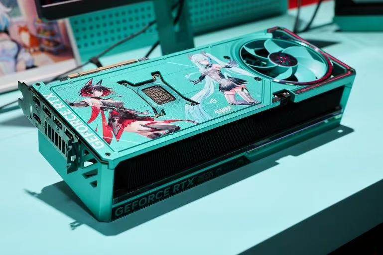 未来武装，满帧出击！ROG夜神 RTX5080 RO姬x初音未来版显卡开售_游戏硬件显卡-中关村在线