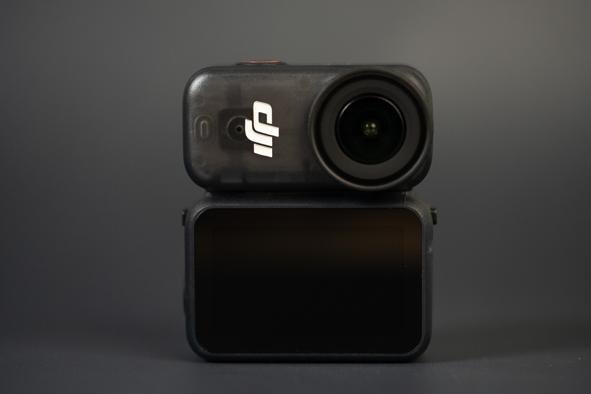 大疆DJI Osmo Nano评测:解放双手,带来“自由视角”的视频创作新工具