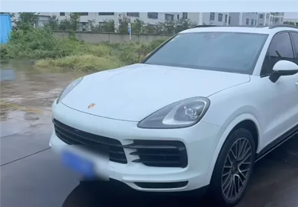 南京车主保时捷被伪造证件千里非法过户,产权人维权陷困局