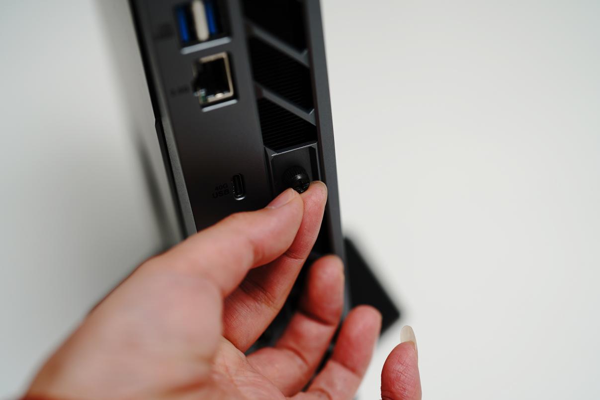 ��X3D����������������������ʲô���飿ROGħ��9 MINI����