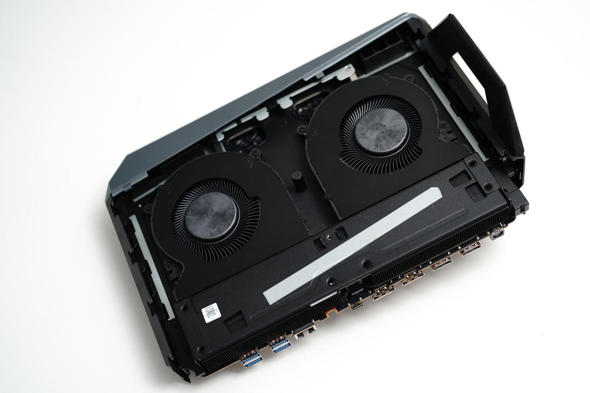 ��X3D����������������������ʲô���飿ROGħ��9 MINI����