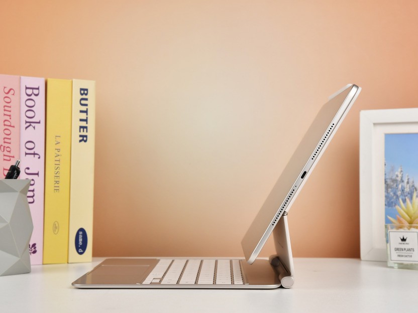 ƽ���еĴ�С����OPPO Pad 5 Pro��OPPO Pad Mini��������