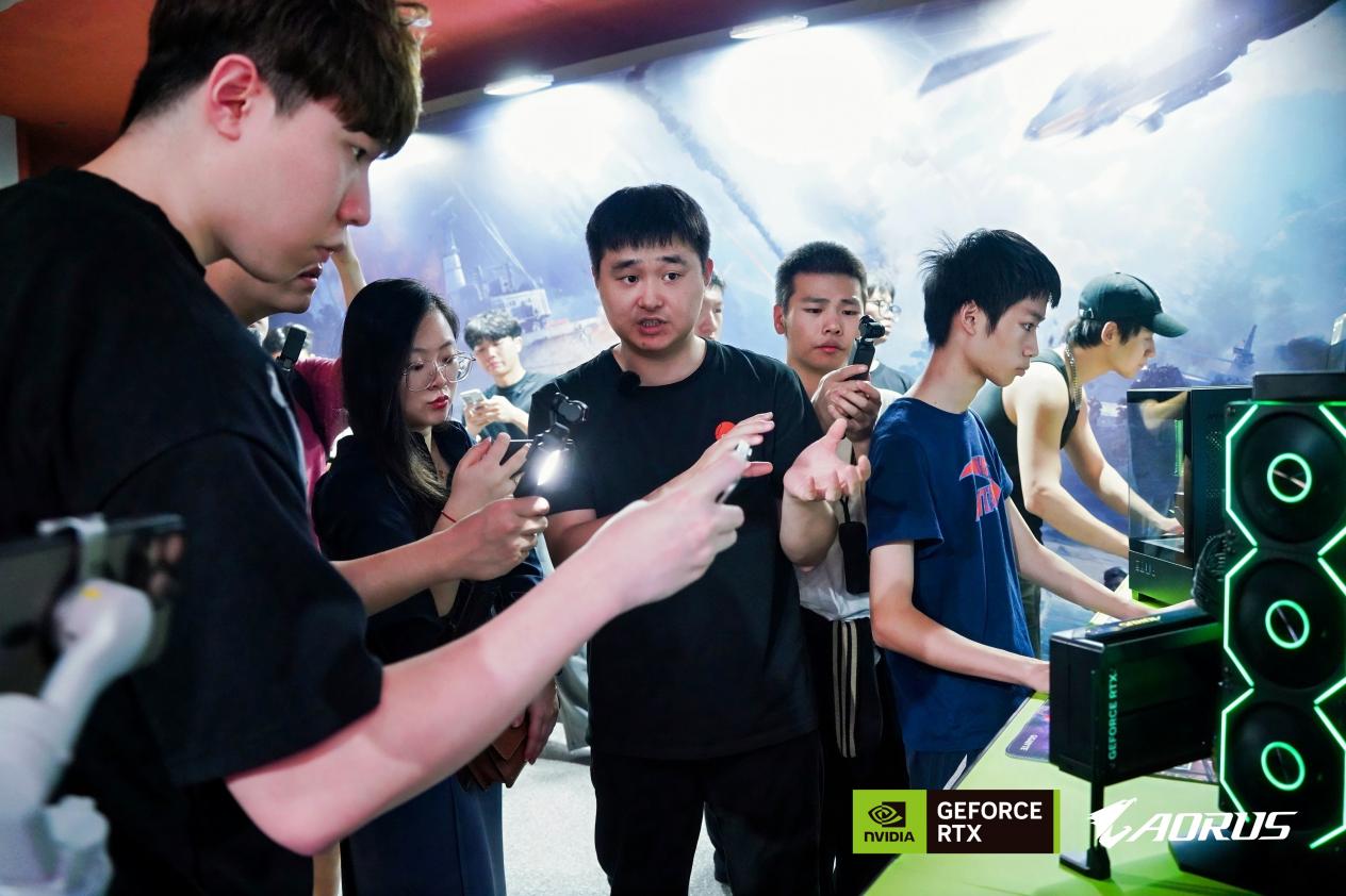 븰AORUSDAYɽ֮ԼRTX50ΡӪ羺