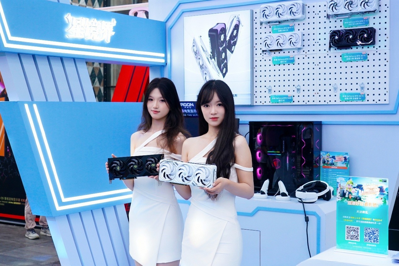 ���ݳ�����Ӱ�۾���Cλ ���ű���RTX50�Կ��޸���