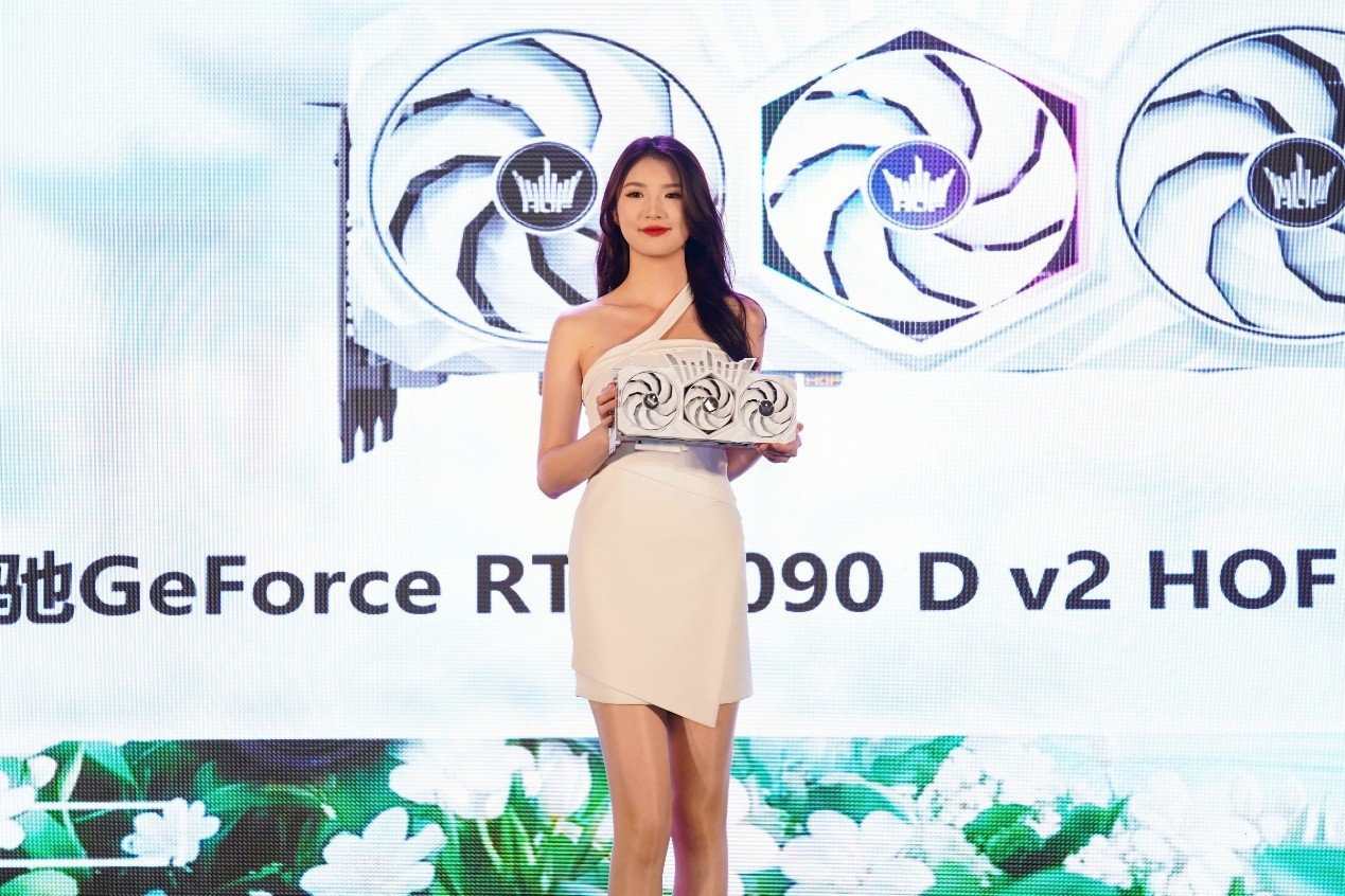 ���ݳ�����Ӱ�۾���Cλ ���ű���RTX50�Կ��޸���