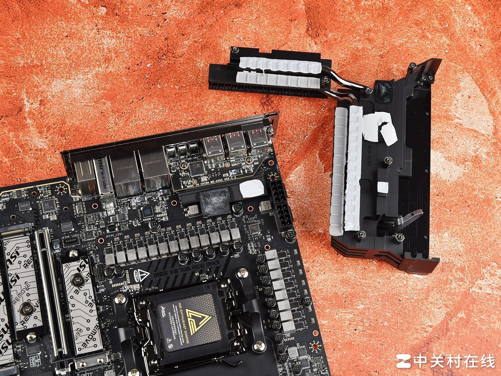 AMD ����9 9950X3D2�������ײ� �������۷� û�ж���