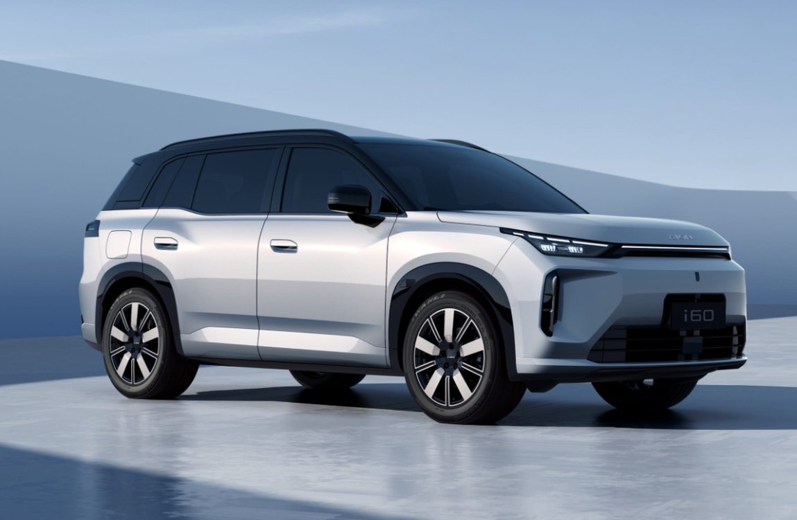 10������Դ������SUV���������ø���ά�ȵ��ۺ�ʵ������