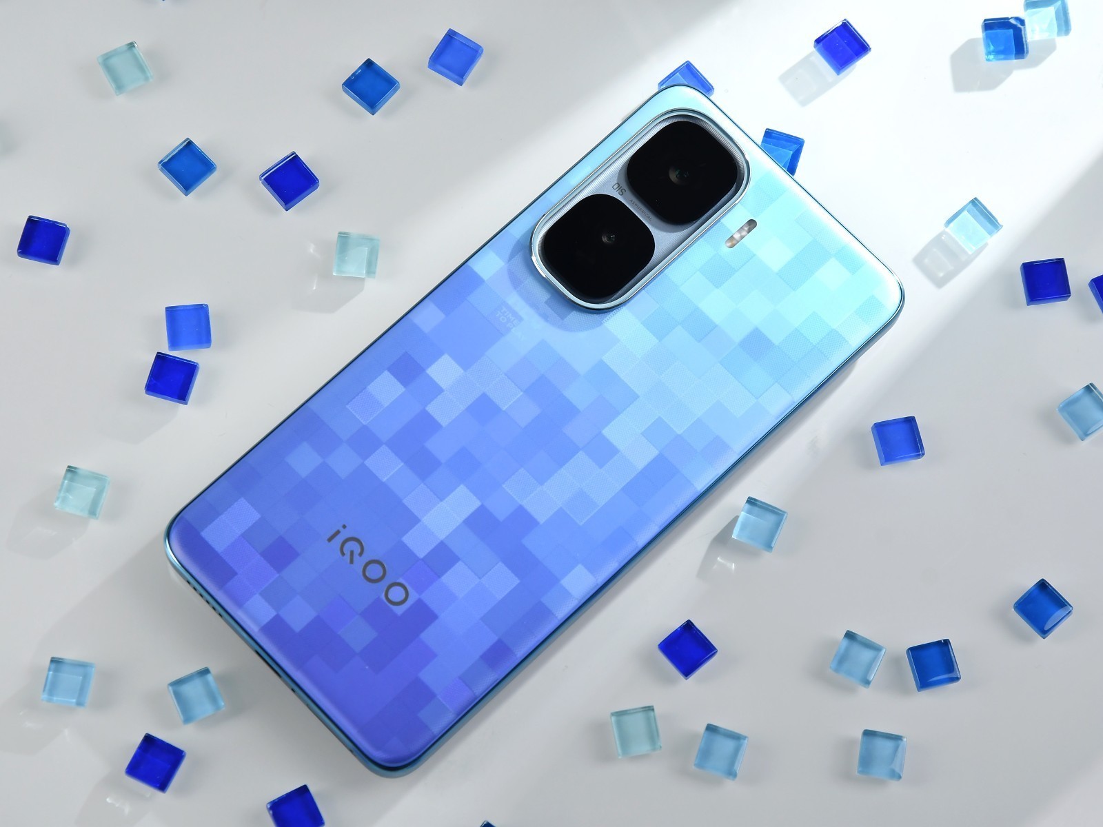 手游党选手机有门道,手持3000元一定要注意这两条