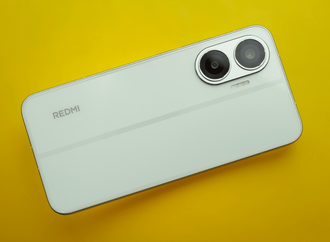 turbo3屏幕护眼评测 ChMkLWiS9LuISU6dAADrBYOyZ1sAACIfAJxyLgAAOsd231.jpg