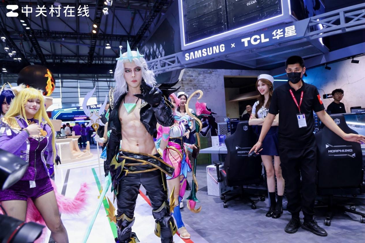 ChinaJoy2025ֱֳЯTCLǷ3D羺ʾG90XF