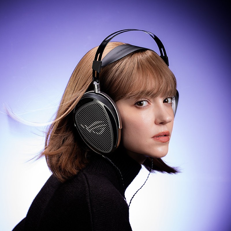 ROG 臻世开放式平板振膜游戏耳机100mm HIFIMAN平板振膜发声单元开放式耳罩设计双3.5mm插头