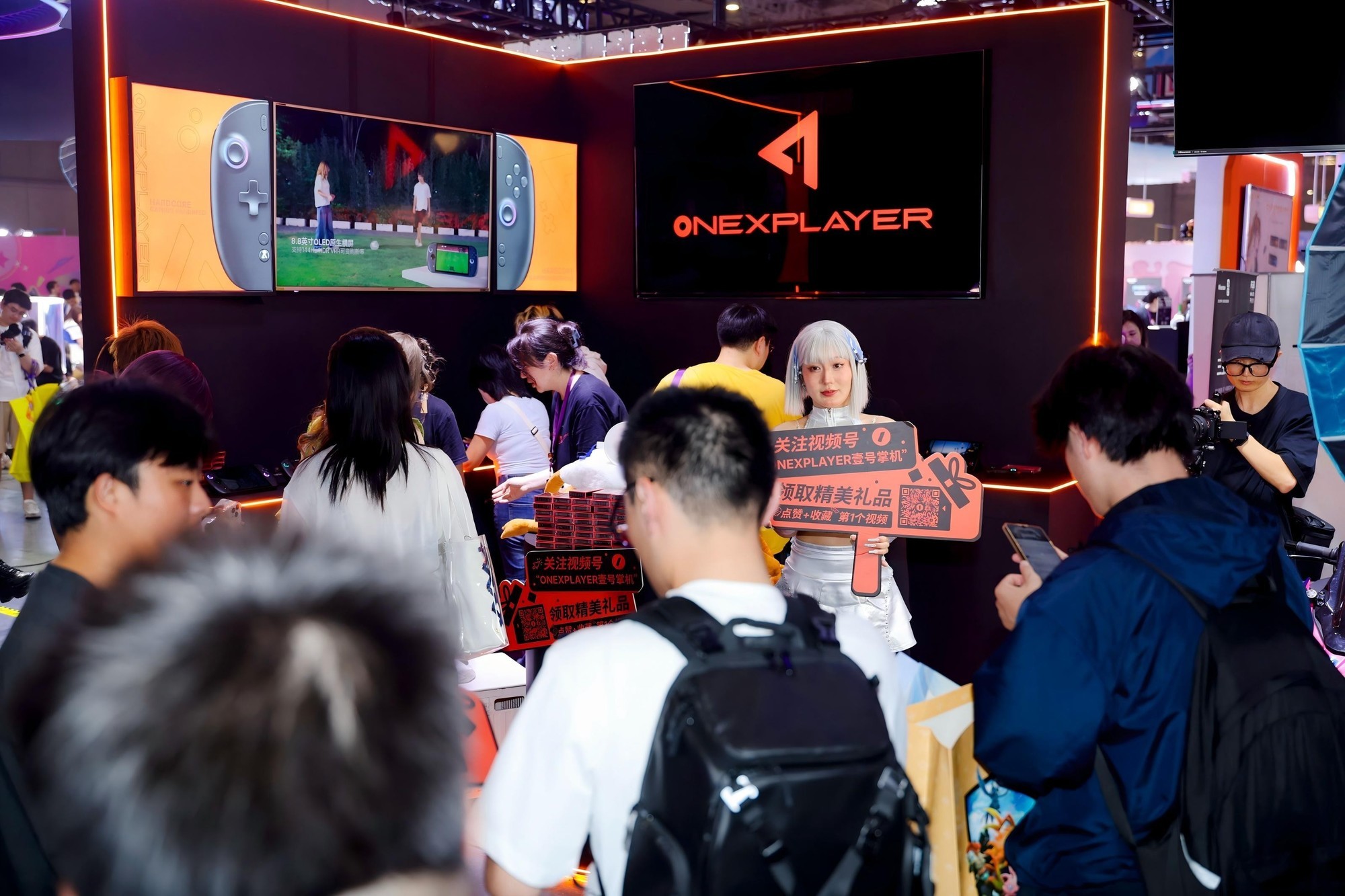 ONEXPLAYER�����콢���Ͳ�չBW2026��Ӳ���ƻ��������Ƚ���