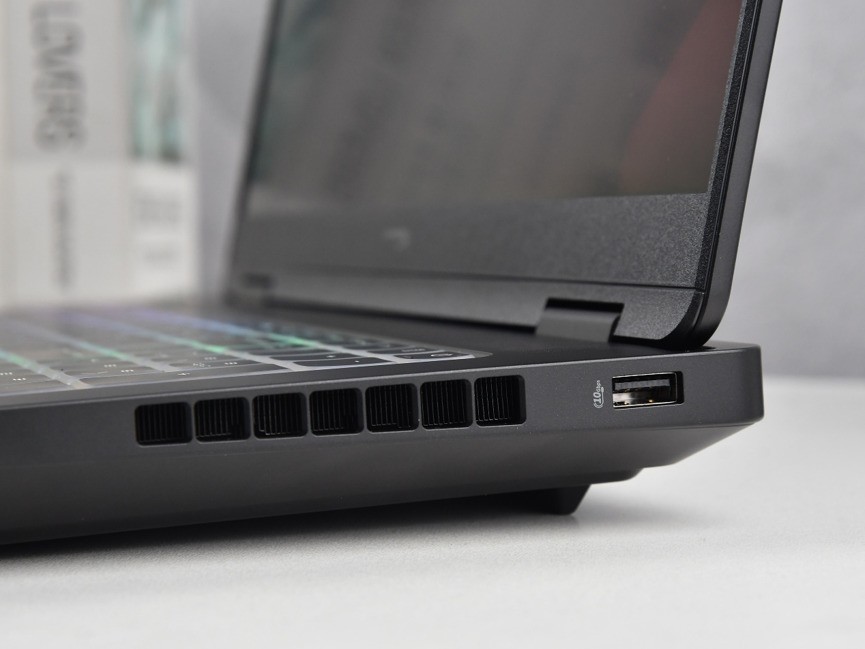 2026����Ϸ��������⣺HyperX��Ӱ����MAX 300W+���� Ӳ�����ֵ�ÿ�