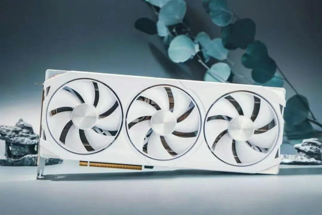 《逆战:未来》上线!耕升RTX 5070 Ti 踏雪 OC 2.0解锁新鲜情怀体验