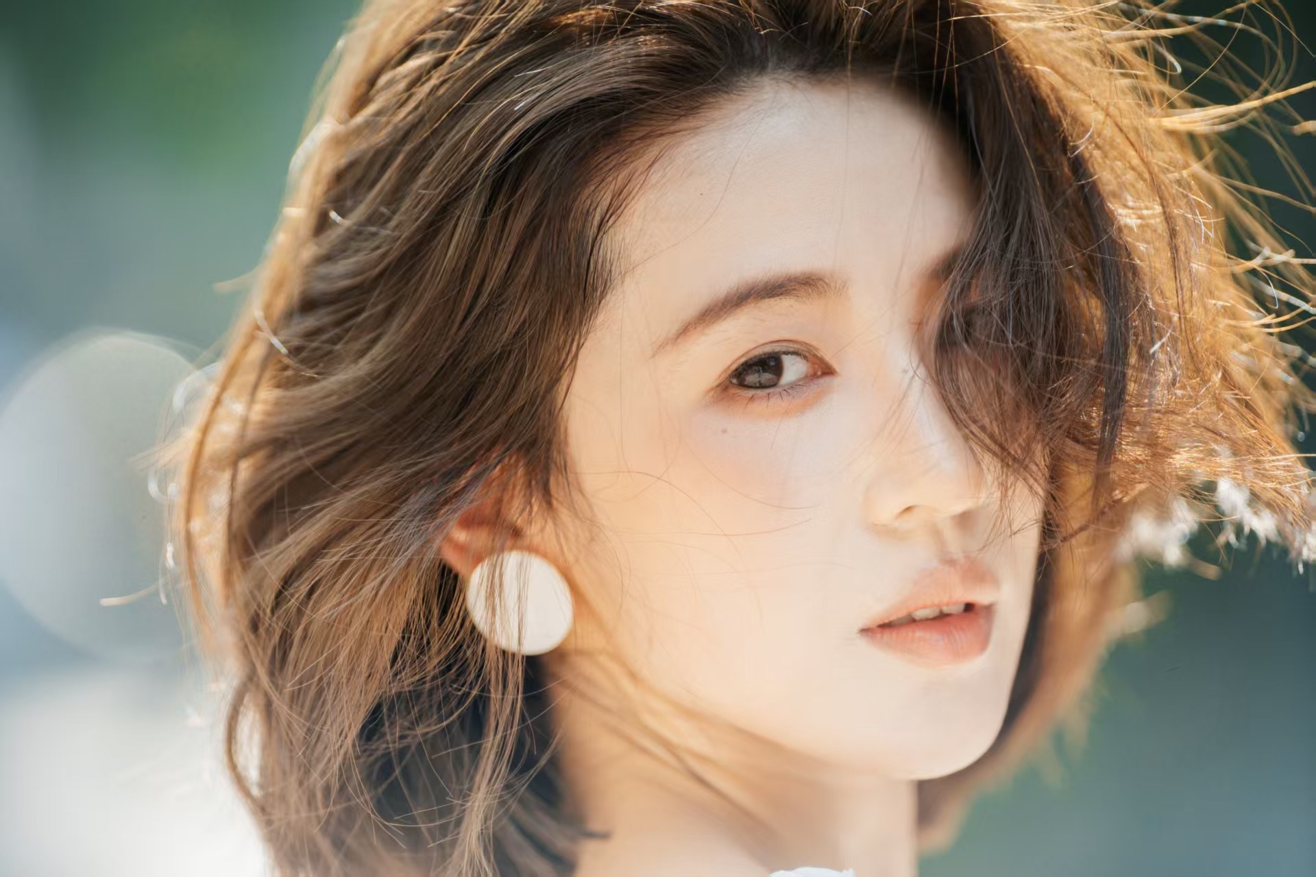 �����׿���Ȧ�����Զ��Խ���ͷ ����AF FF 200mm F2.0 C-Dreamer��ͷ����