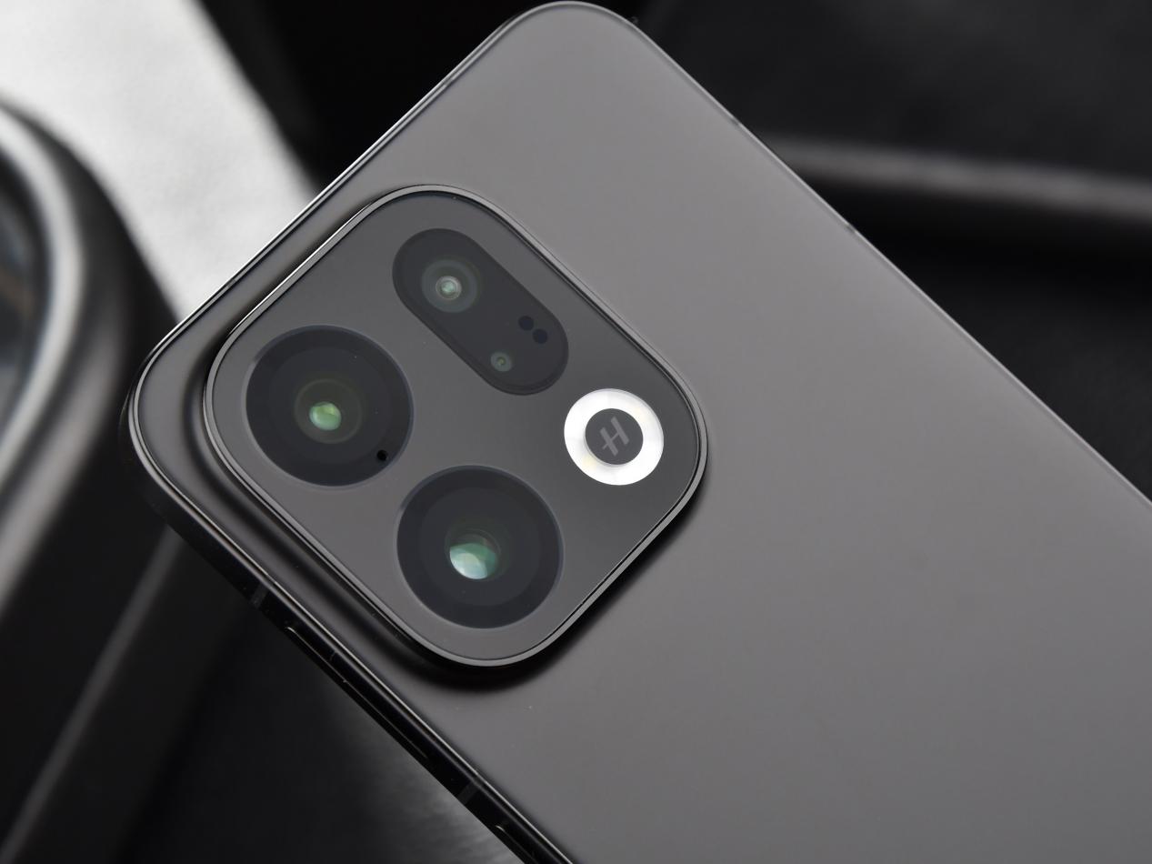 强到不像标准版?OPPO Find X9影像评测