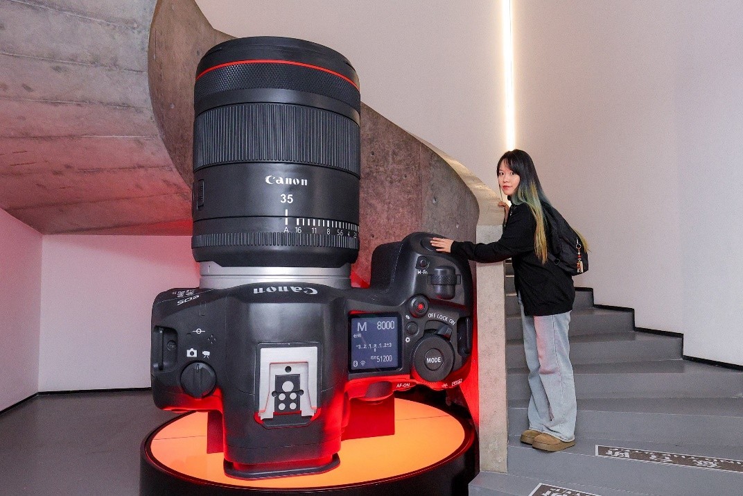 2025����Ӱ����껪֮EOSӰ��������԰�Ϻ���Ļ�� ����Ӱ��������������