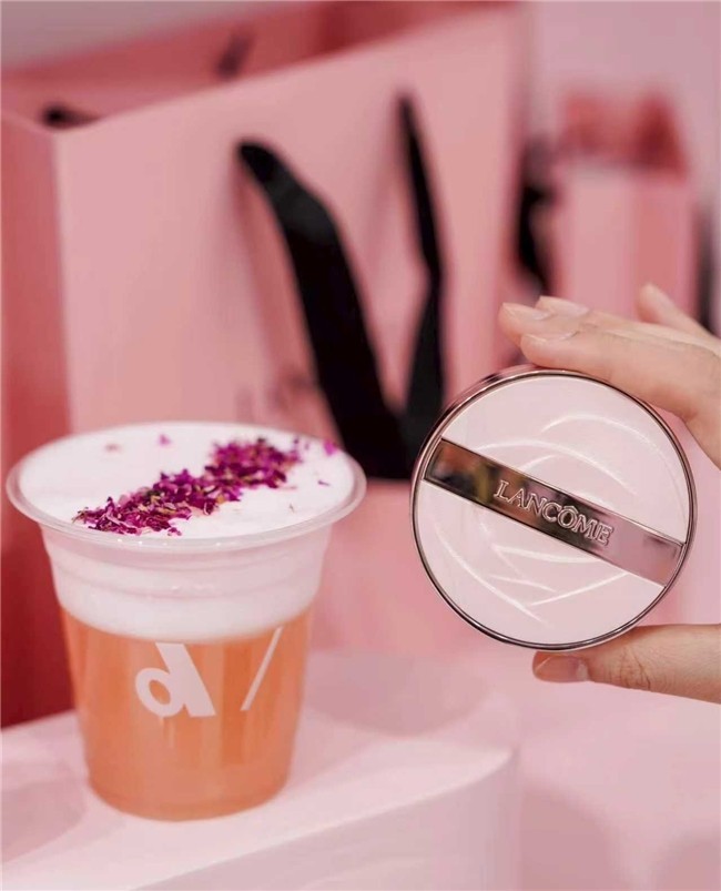 DM CAFE：以科技定义咖啡新规则