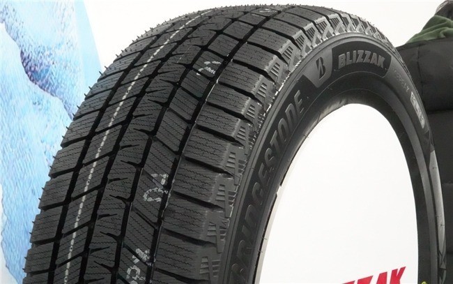 �����BLIZZAK ICEPEAK���У����ǽγ���SUV