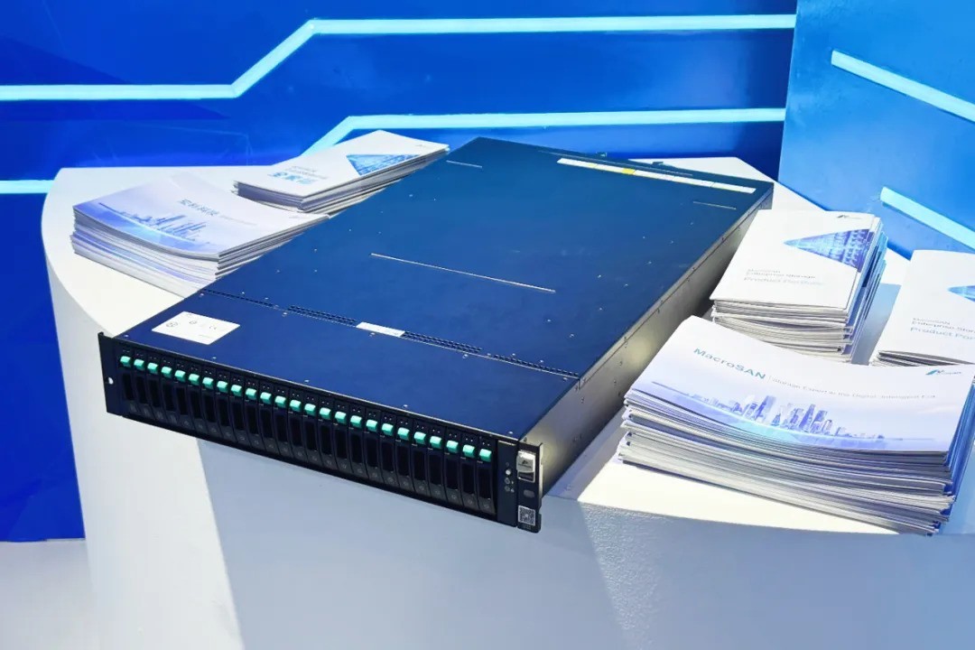 宏杉科技闪耀东博会!荣登“中国AI出海未来独角兽企业TOP100榜单”