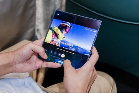 ����Galaxy Zϵ��AI����ٻ����վ��̽���۵���̬��AI��������