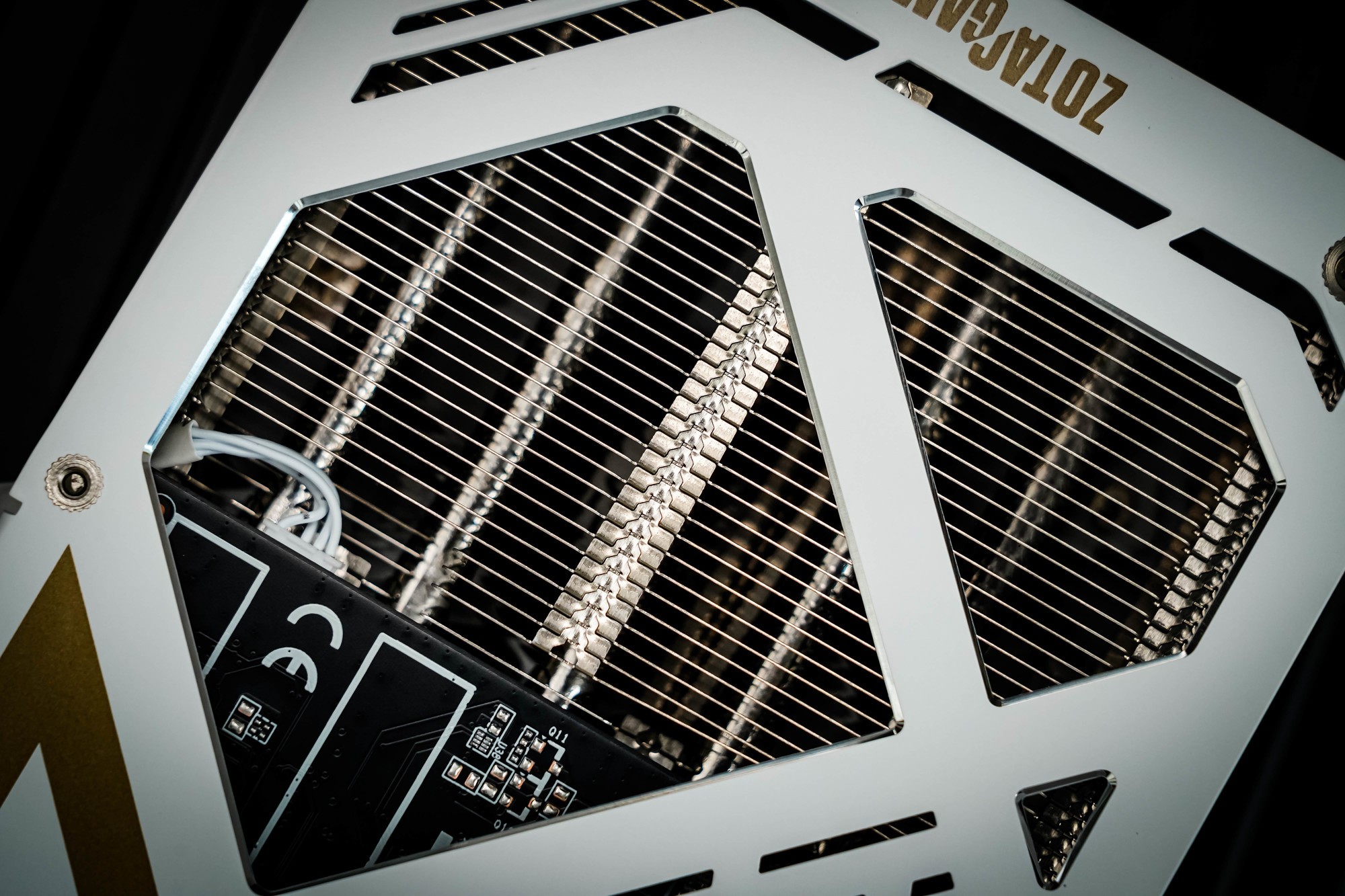 ̩RTX 5070 Ti SOLID WHITEԿ  ͷŷǷ