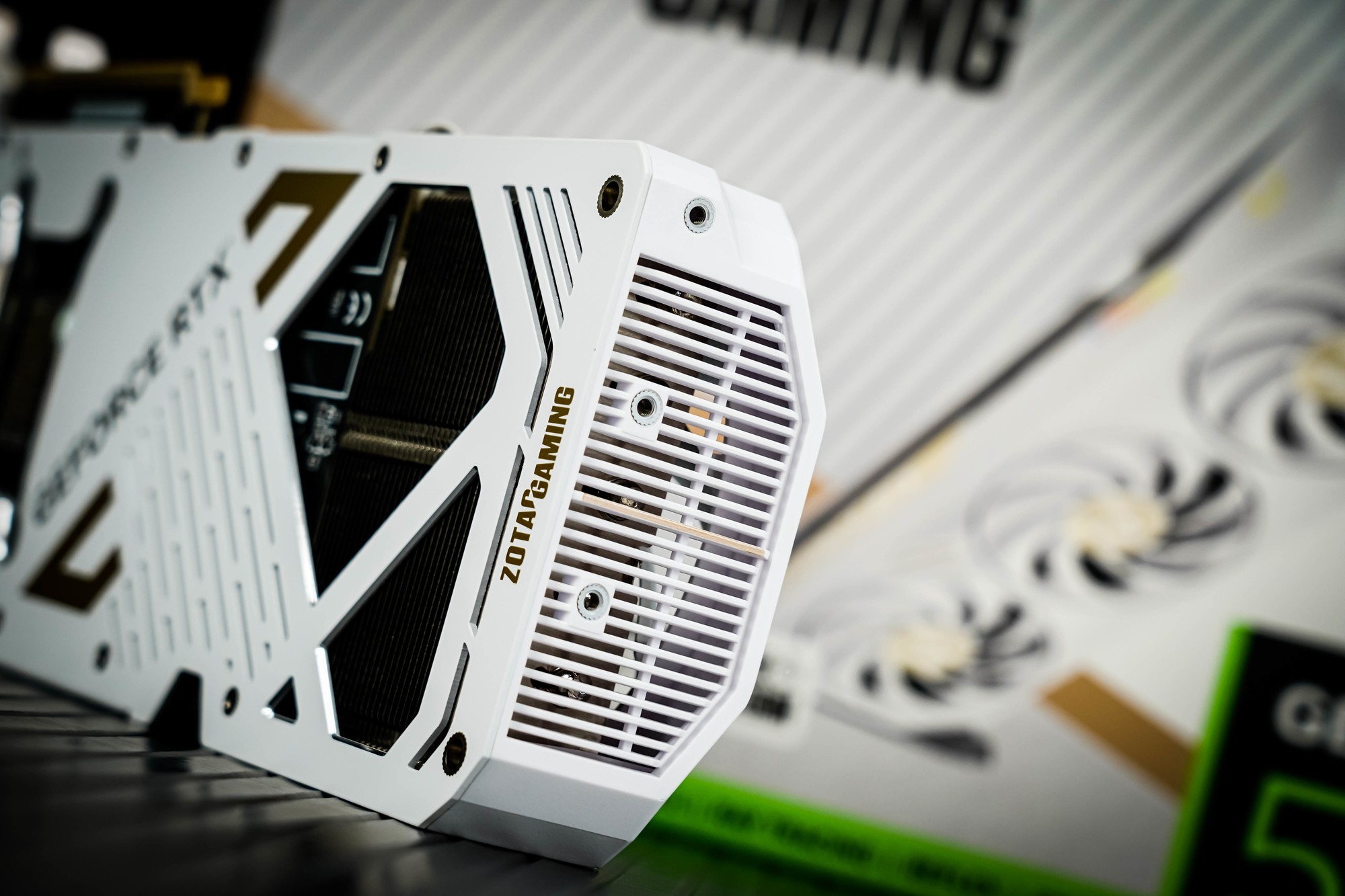 ̩RTX 5070 Ti SOLID WHITEԿ  ͷŷǷ
