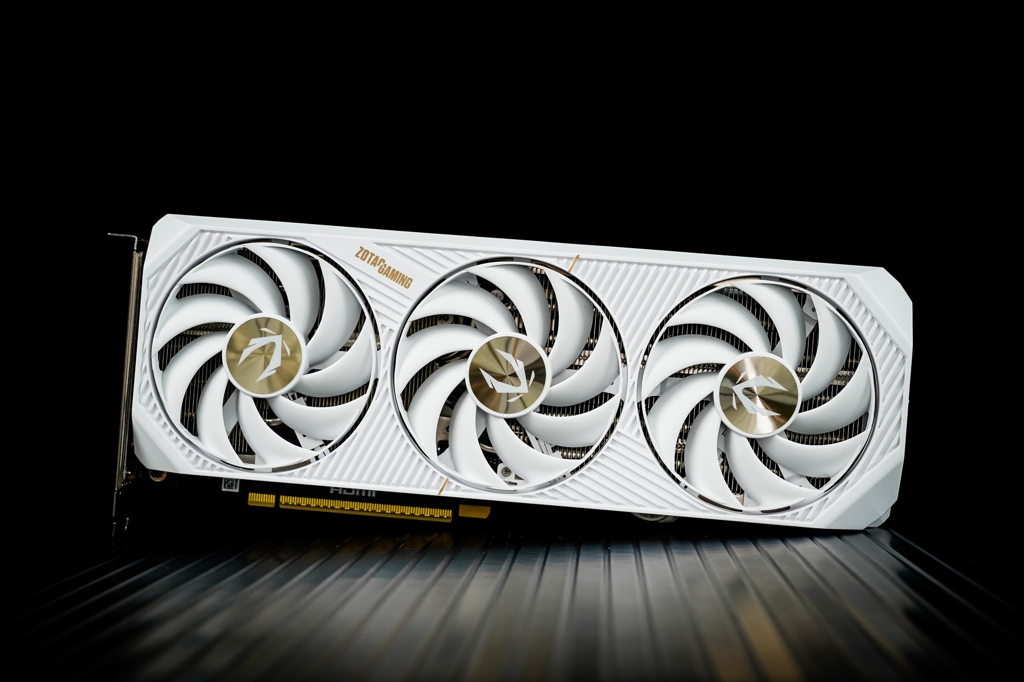 ̩RTX 5070 Ti SOLID WHITEԿ  ͷŷǷ