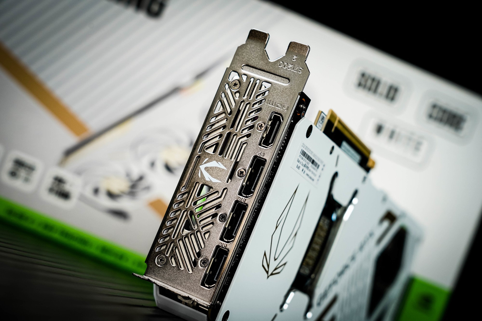 ̩RTX 5070 Ti SOLID WHITEԿ  ͷŷǷ
