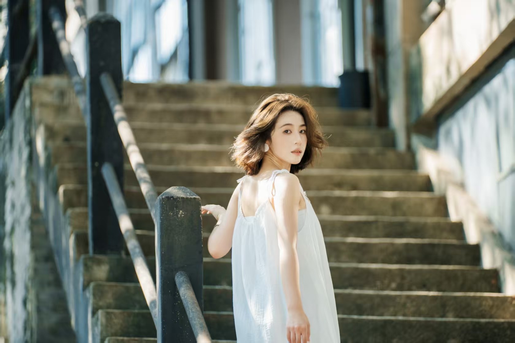 �����׿���Ȧ�����Զ��Խ���ͷ ����AF FF 200mm F2.0 C-Dreamer��ͷ����