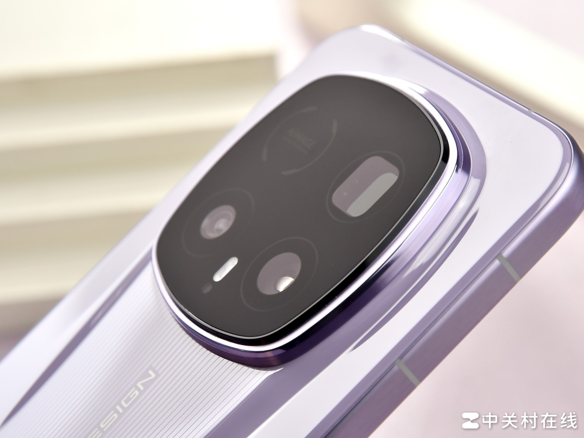 荣耀Magic8 RSR 保时捷设计上手评测:AI影像体验的新高峰