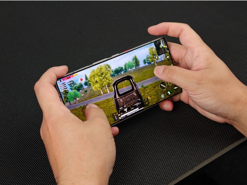 ��ħ11 Proȫ�����⣺8000mAhս�����޾��ѣ��羺�콢��ȫ�·�ʽ