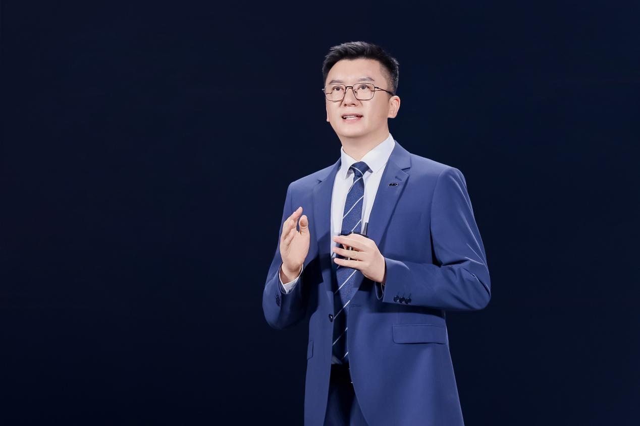 ȫ��AI �͵�ͬȨ������������ȼ��֮ҹ��ȫ��һ����9��ʽ����