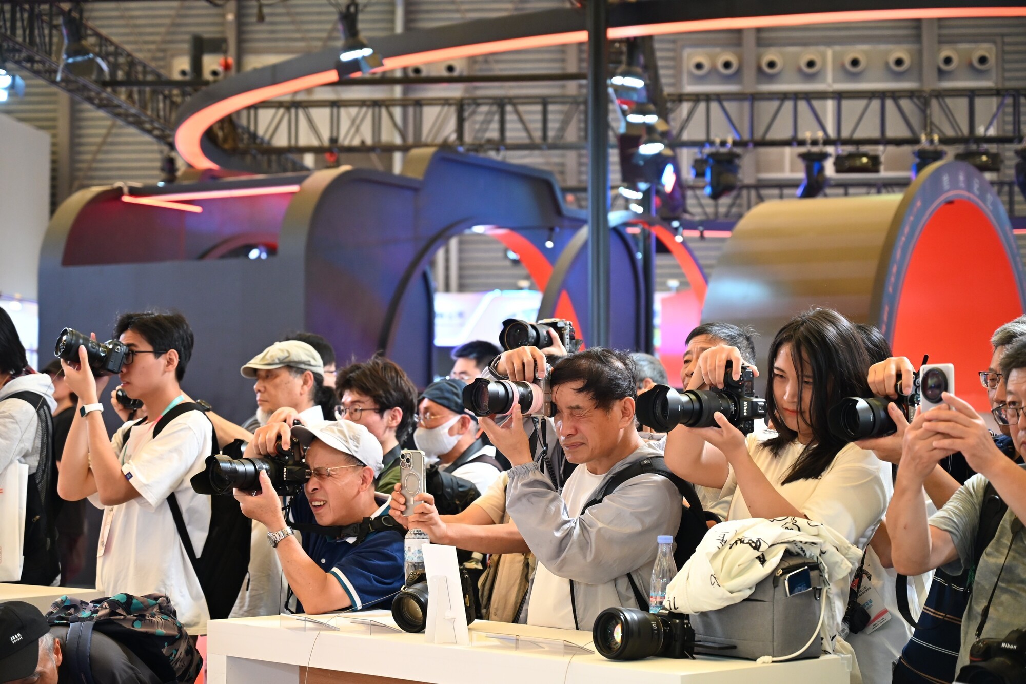 P&I 2025չ�᣺�῵ȫ�����޷���Zϵ��΢�����������