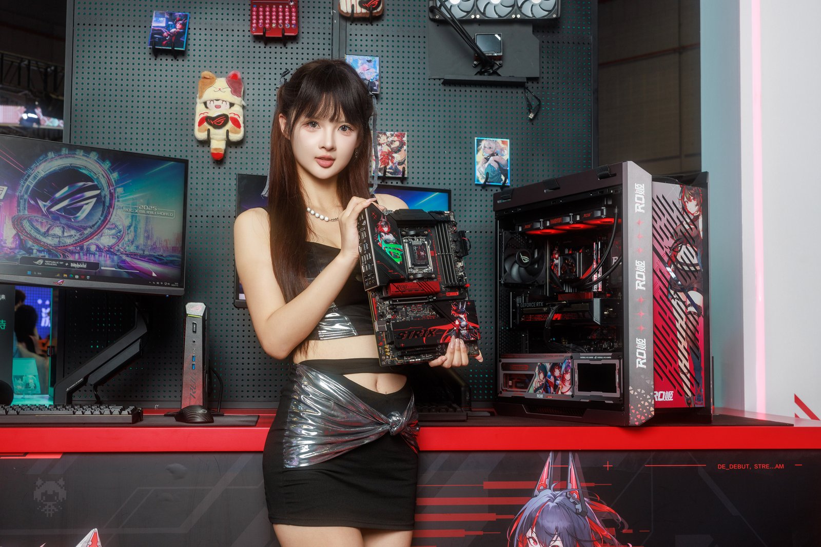 ԪROG X870 ROȿ