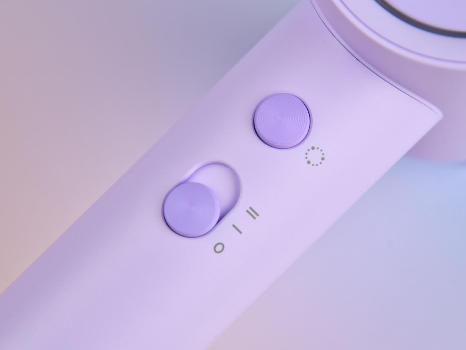 康夫F9 Mini高速吹风机体验：小巧机身藏巨能，便携与性能双向奔赴