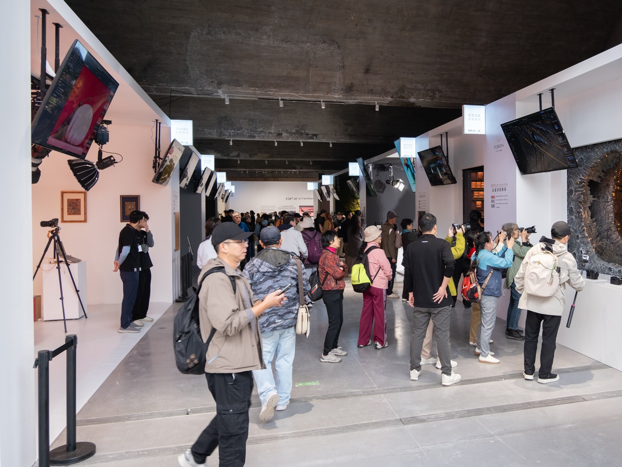 一场关于光的交响曲 FUJIKINA富士胶片影像周逛展指南