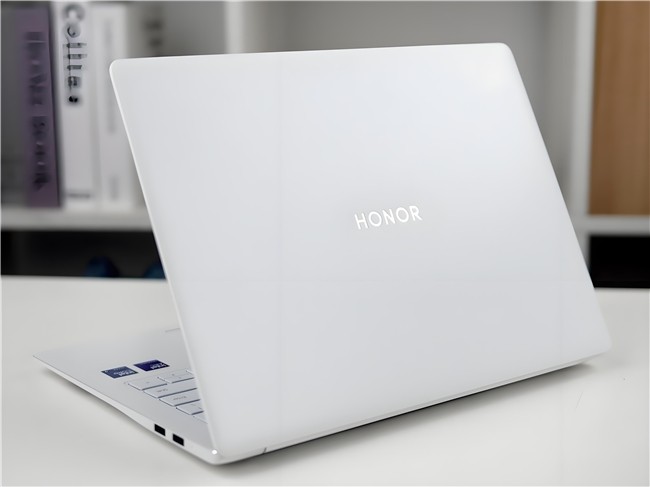 MagicBook Pro 14为何被称为性价比笔记本优选?