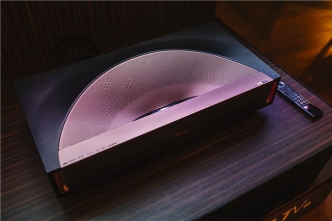 海信激光电视携帝瓦雷亮相巴黎歌剧院,打造家庭影院视听盛宴