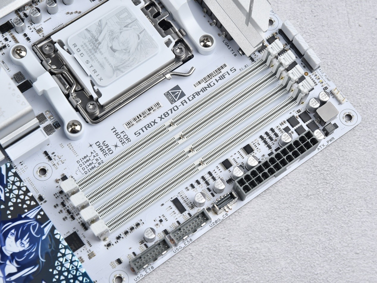 颜值升级,性能狂飙!华硕ROG STRIX X870-A GAMING WIFI S吹雪主板评测