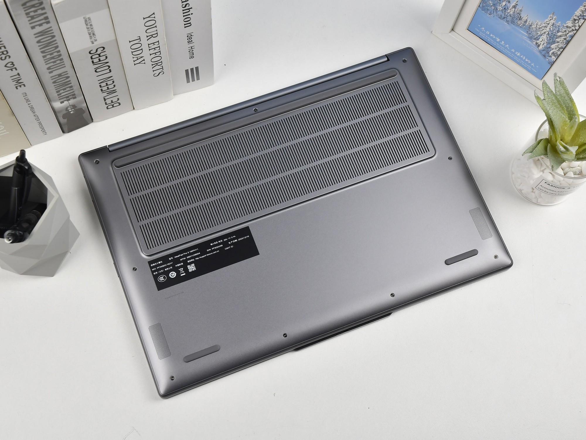 �൱��������һ���ƶ�����������Ӣ�ض����Ultra X9 388H�ײ�