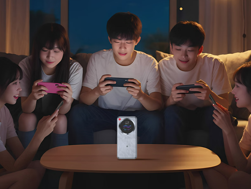 开学好物一“网”打尽 京东&中兴开学季主题快闪落地上海交大